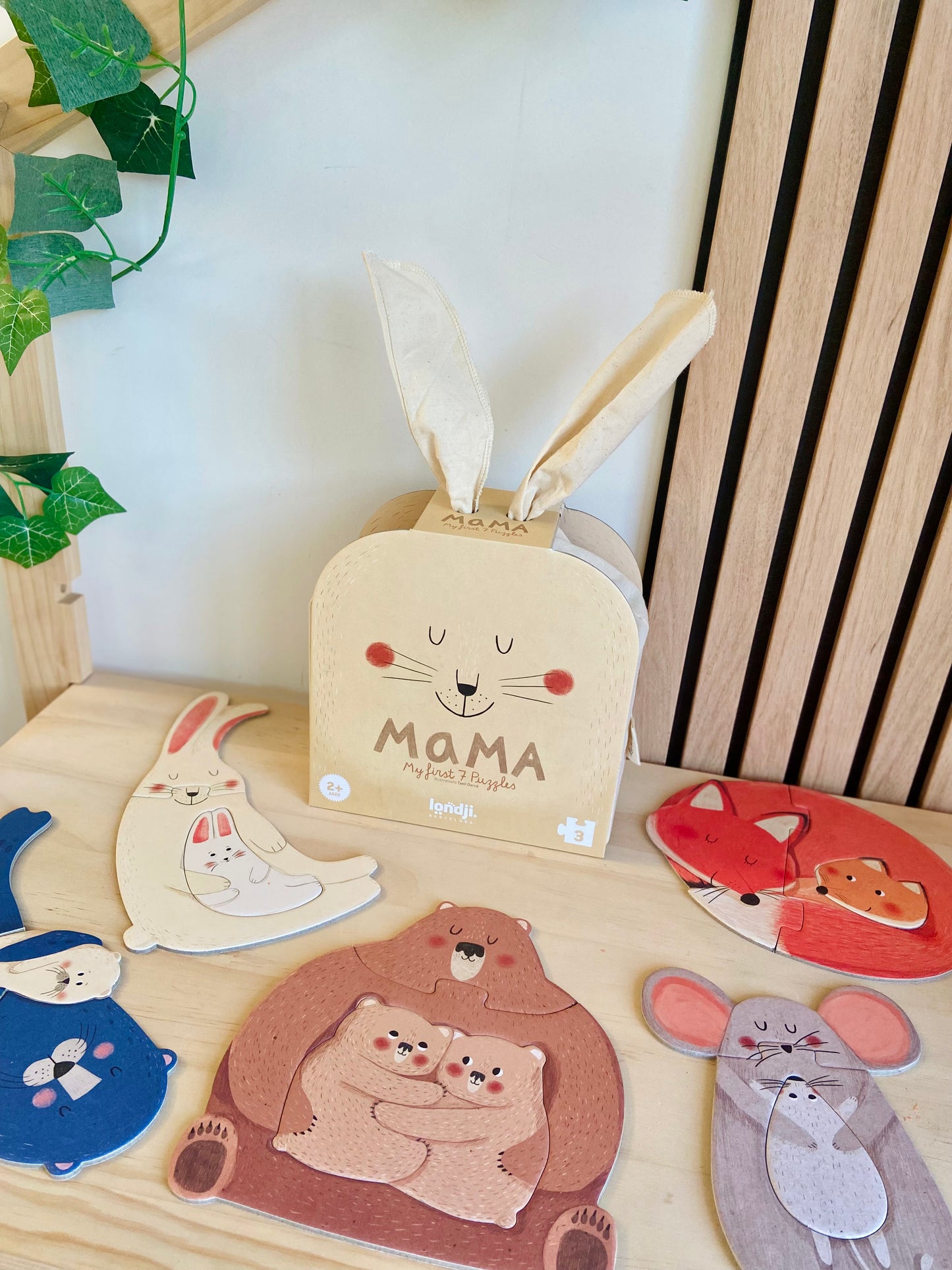 My first puzzle ‘mama’ - Londji