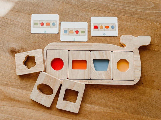 Houten walvis - geometrische figuren